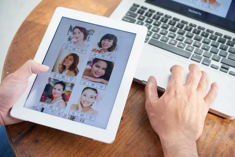 Top Digital Marketing Tips for Remodeling Contractors: Leads and Sales in 2025
